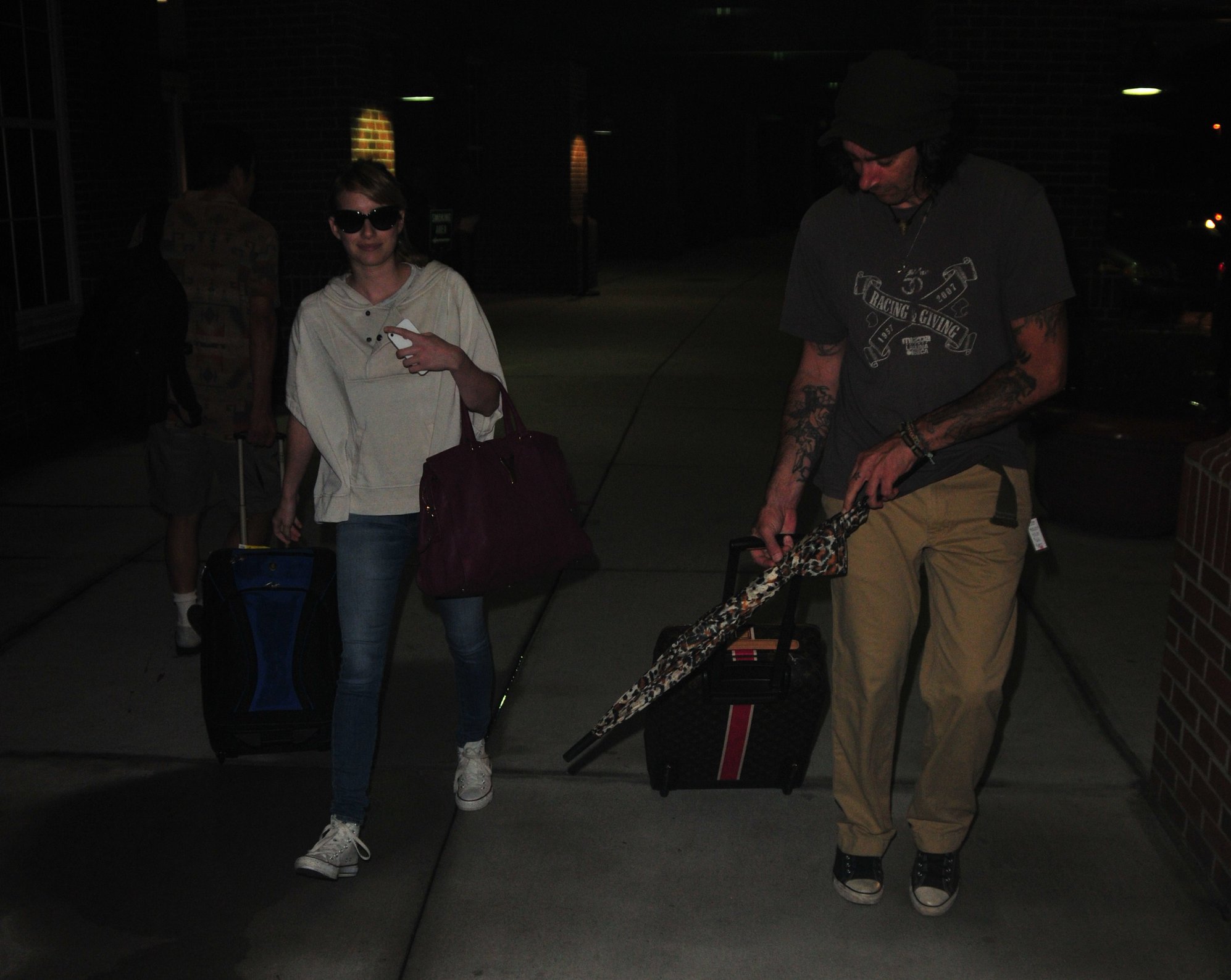 Emma Roberts lands in Wilmington to continue filming 'We're the Millers' (09 August 2012)