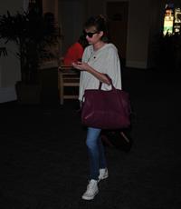 Emma Roberts lands in Wilmington to continue filming 'We're the Millers' (09 August 2012)