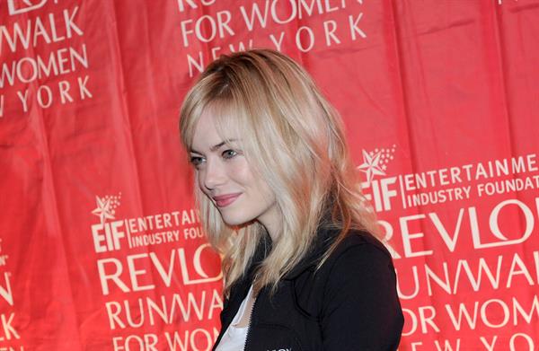Emma Stone Revlon Run/Walk For Women in New York City - May 4, 2013 