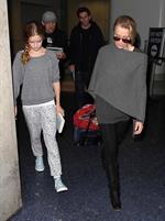 Felicity Huffman Arrives at LAX Airport with daughter in Los Angeles (November 11, 2013) 