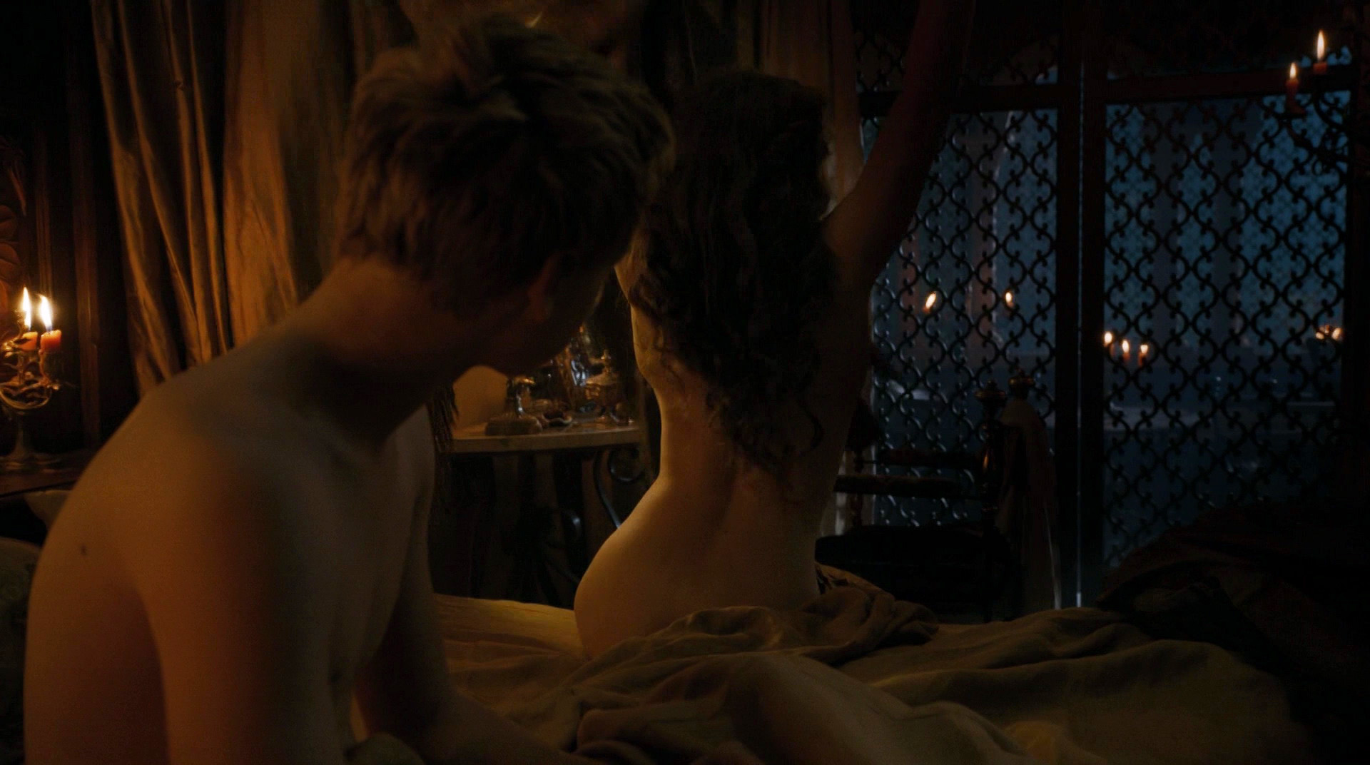 Natalie Dormer nude in Game of Thrones. 