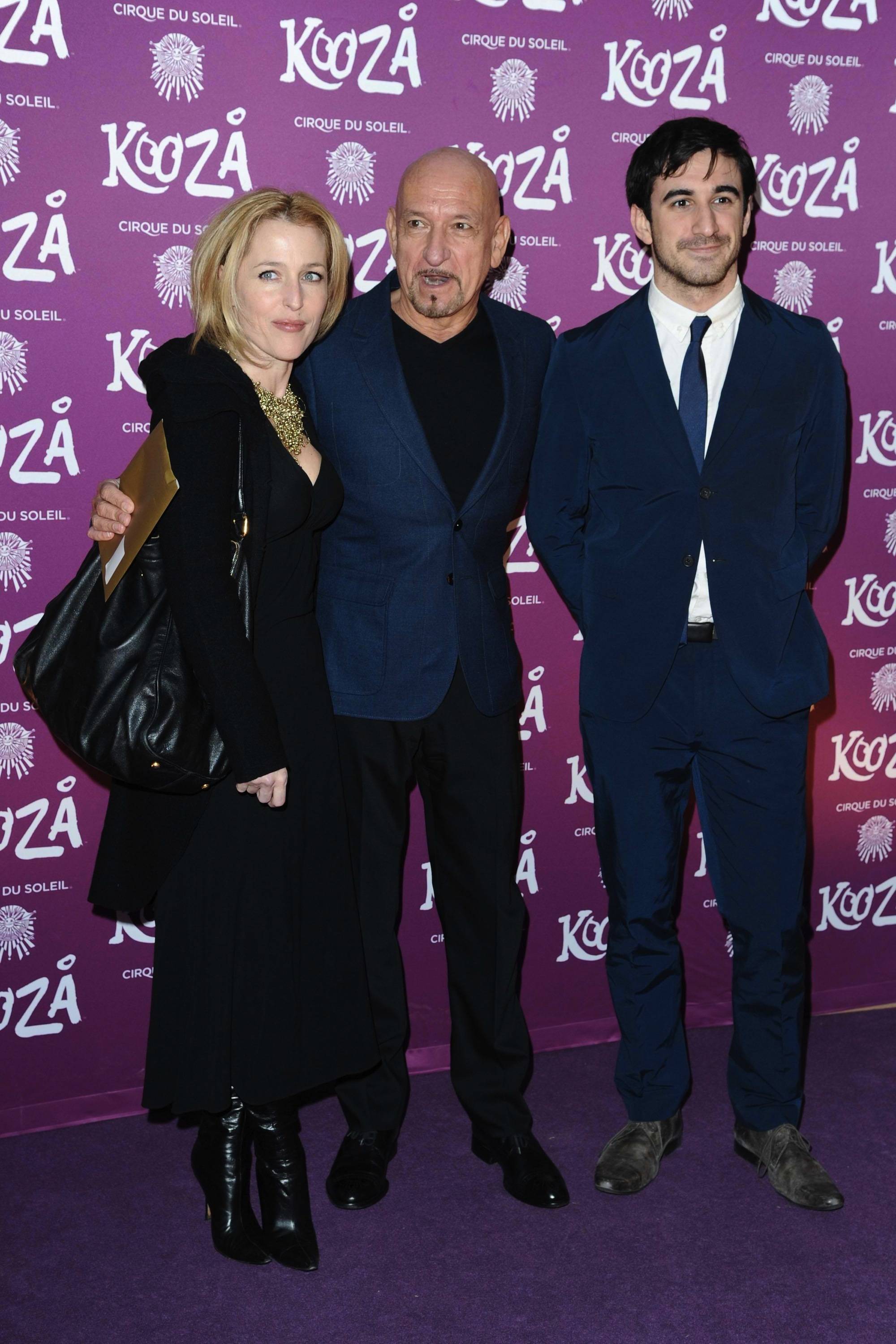 Gillian Anderson Pictures Gillian Anderson - Cirque Du Soleil's Kooza 1/8/13