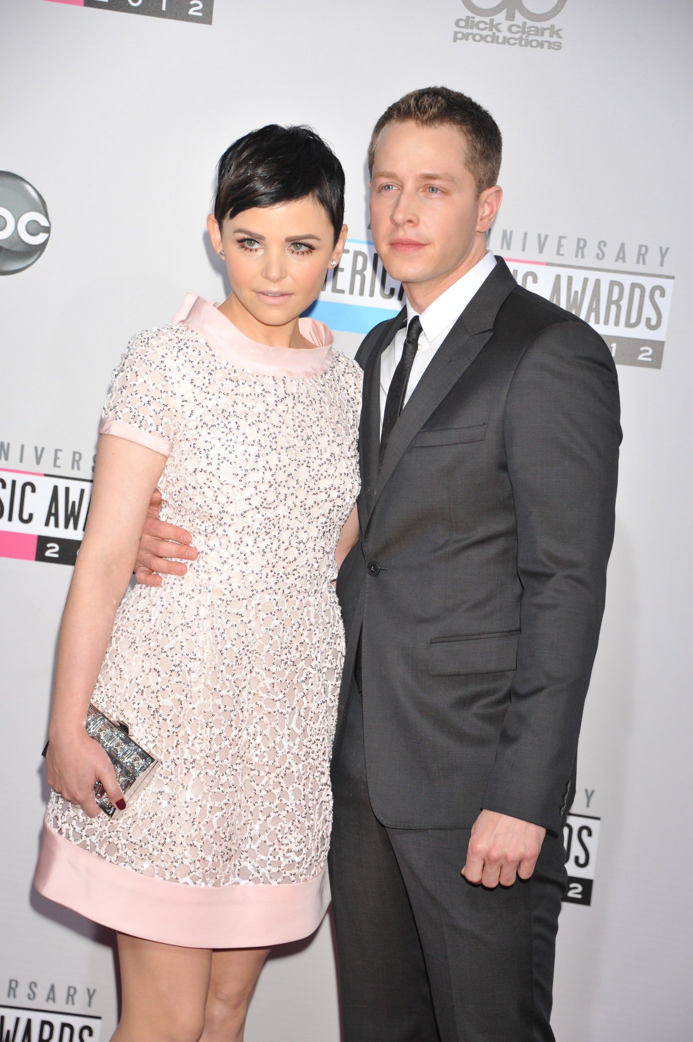 Ginnifer Goodwin Pictures Ginnifer Goodwin American Music Awards (November 18, 2012)