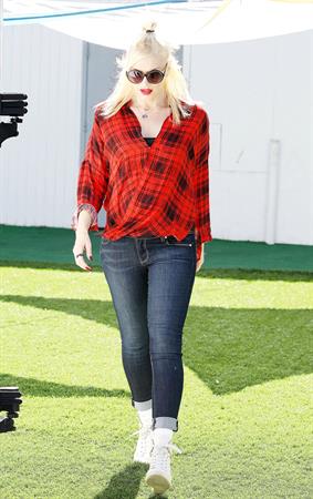 Gwen Stefani in Malibu 10/19/13  