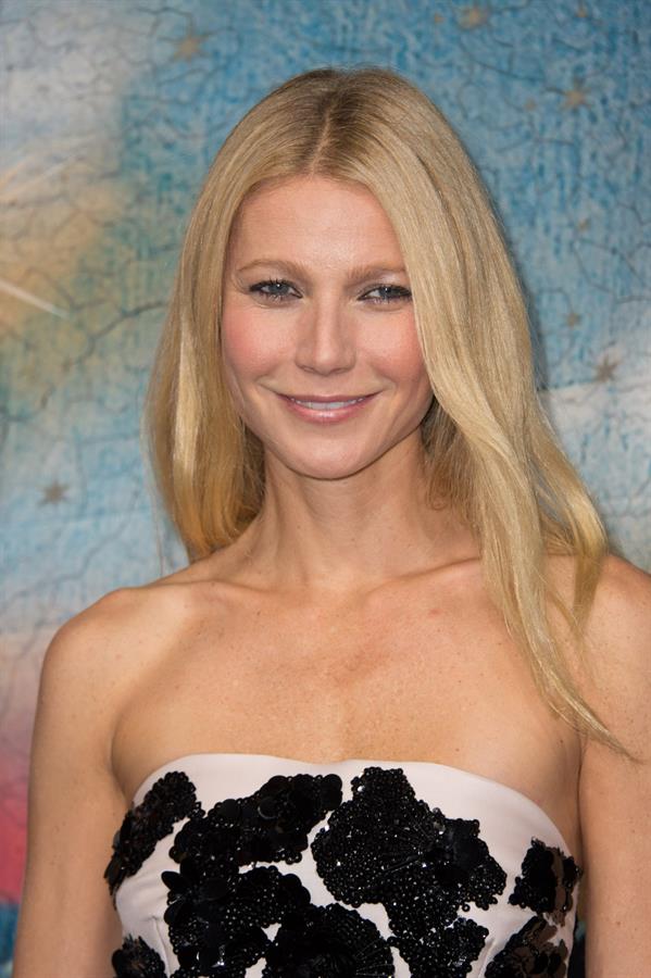 Gwyneth Paltrow Printemps Christmas Decorations Inauguration In Paris -- Nov. 7, 2013 