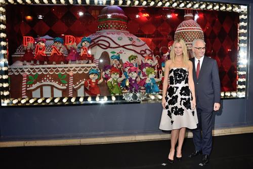 Gwyneth Paltrow Pictures Gwyneth Paltrow Printemps Christmas Decorations Inauguration In Paris -- Nov. 7, 2013