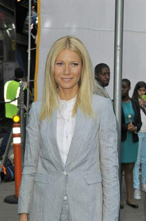 Gwyneth Paltrow at GMA Studios in NYC 4/10/13 