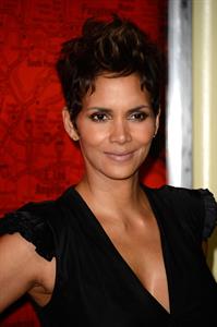 Halle Berry  The Call  Hollywood premiere 3/5/13  