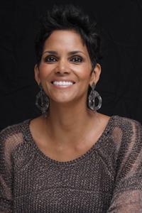 Halle Berry - Cloud Atlas Press Conference At The Beverly Hills Hotel 2012