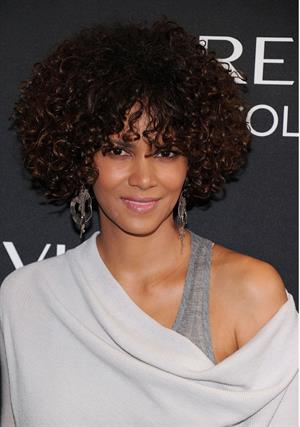 Halle Berry - Revlon ColorStay Whipped Creme Makeup Launch (May 22, 2012)