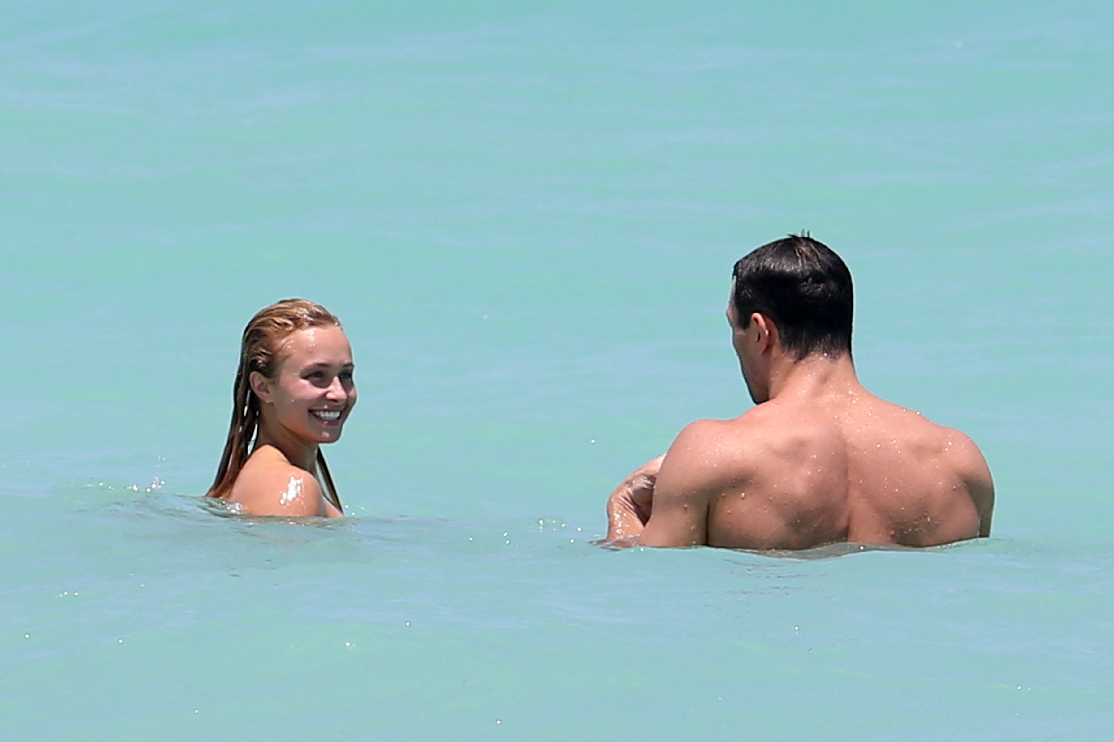 Hayden Panettiere 53Bikini candis at Miami Beach 12.05.13 
