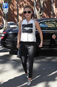 Hayden Panettiere arrives at the Giorgio Armani Fashion Show in Milan on June 25, 2013