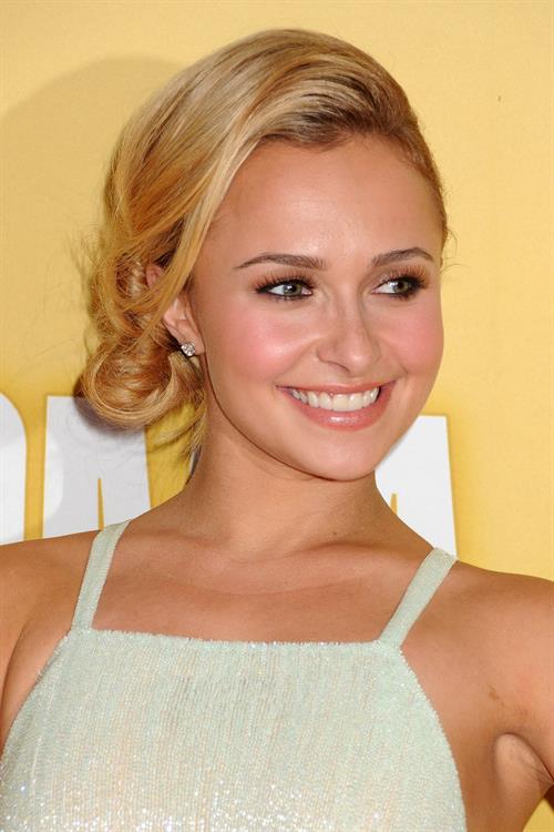 Hayden Panettiere 46th annual CMA Awards in Nashville 11/01/12 