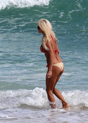 Victoria Silvstedt Spends the day on the beach in bikini in Miami on November 16, 2012
