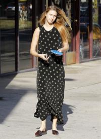 Whitney Port Running errands in Brentwood (October 13, 2012) 