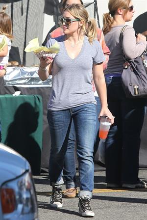 Hilary Duff – Farmers Market in Studio City 11/10/13  