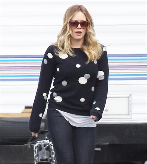Hilary Duff - Spotted on the set for Raising Hope in Chatsworth on January 29, 2013