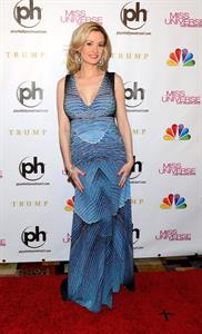 Holly Madison arrives at The 2012 Miss Universe Pageant in Las Vegas on December 19, 2012