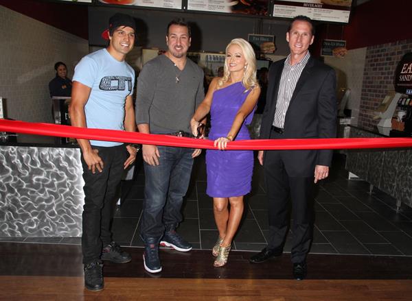 Holly Madison - Grand Opening of 'Earl Of Sandwich' restaurant in Las Vegas - July 2, 2012