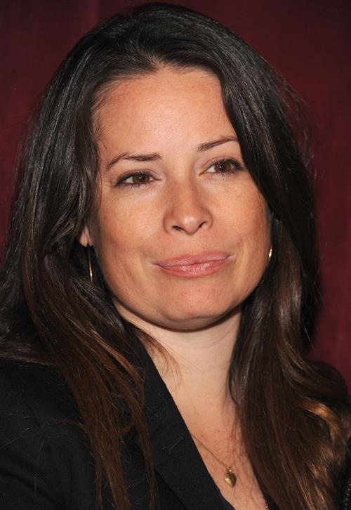 Holly Marie Combs 'Bands For Beds' charity event (Jan 18, 2013) 