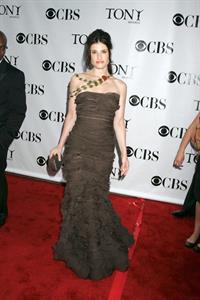Idina Menzel at 62nd Annual Tony Awards on June 15, 2008