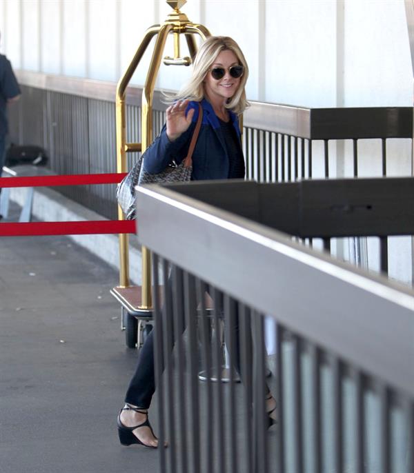 Jane Krakowski arrives at LAX Airport - September 24, 2012 