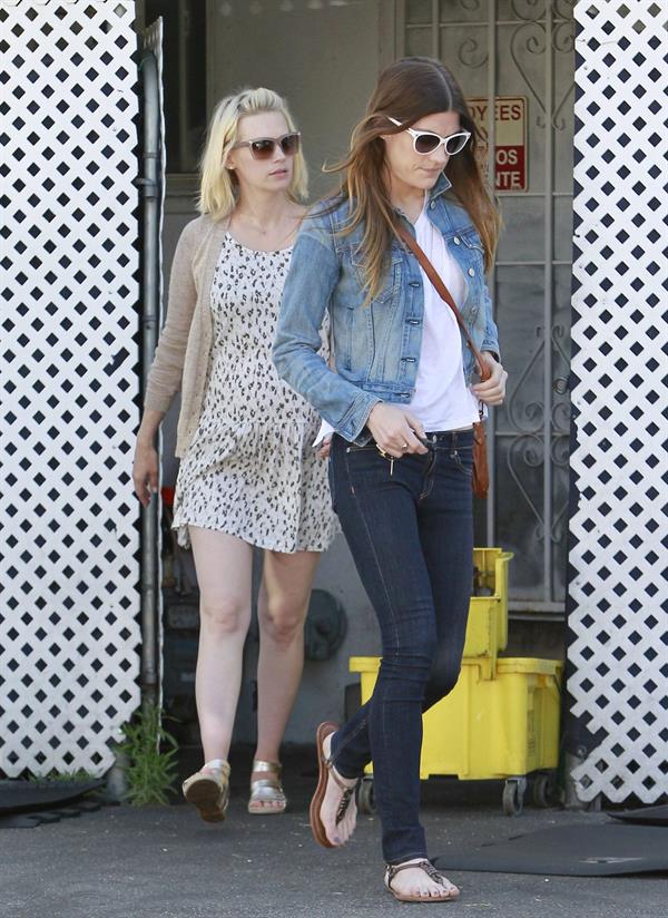 January Jones running errands on Melrose on June 14, 2011