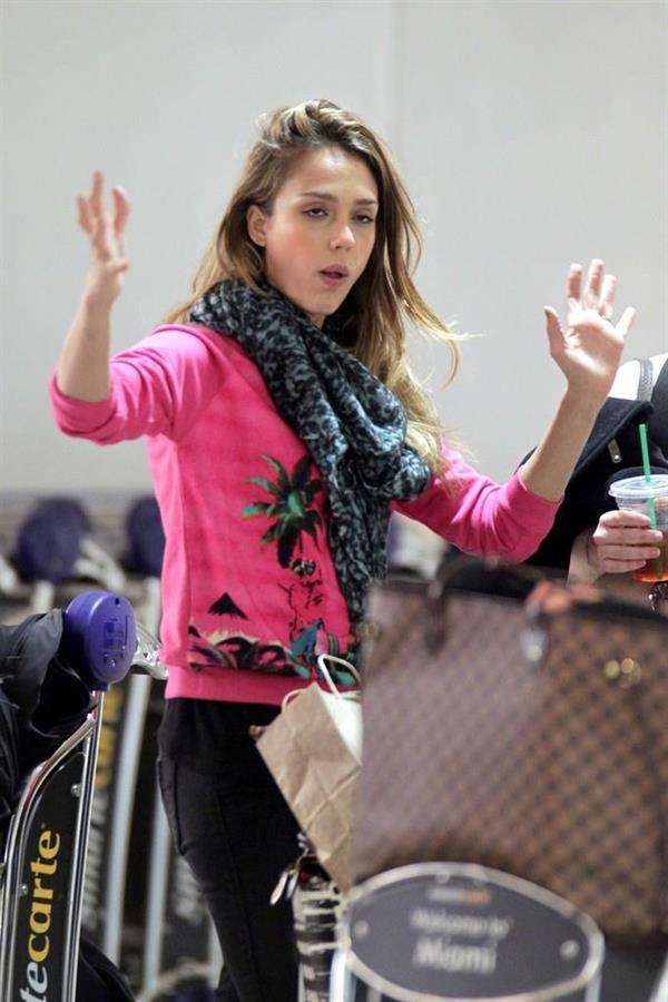 Jessica Alba at Miami Airport 3/13/13
