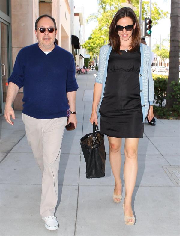 Jennifer Garner out about in Beverley Hills on May 25, 2011 