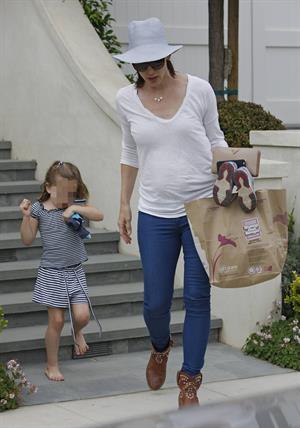 Jennifer Garner Takes daughter Seraphina Affleck to private party in Brentwood (April 28, 2013) 