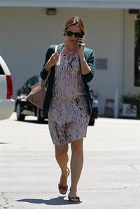 Jennifer Garner seen chatting away on her cellphone in Brentwood 