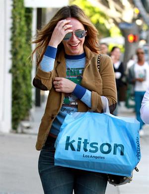 Jennifer Love Hewitt Shopping at Kitson in Beverly Hills April 6, 2013 