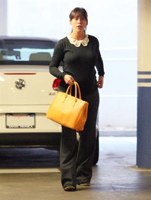 Jennifer Love Hewitt spotted out and about in Beverly Hills October 1, 2013 