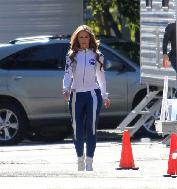 Jennifer Love Hewitt On the set of The Client List in Los Angeles January 4, 2013 