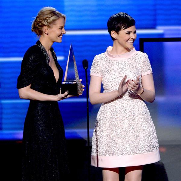 Jennifer Morrison American Music Awards (November 18, 2012) 