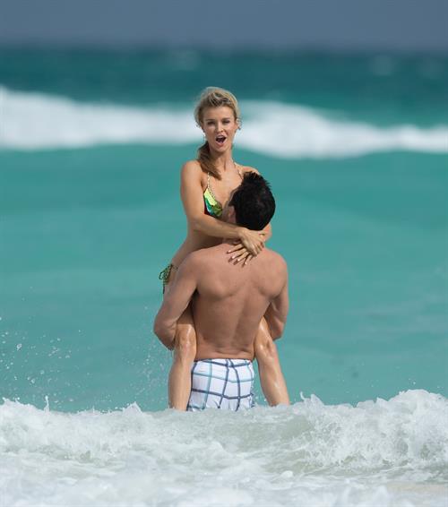 Joanna Krupa / bikini candids in Miami Beach 12/17/12 