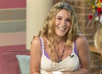 Joss Stone - This Morning Show in London (July 25, 2012)