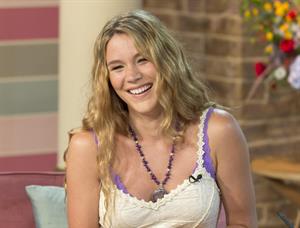 Joss Stone - This Morning Show in London (July 25, 2012)