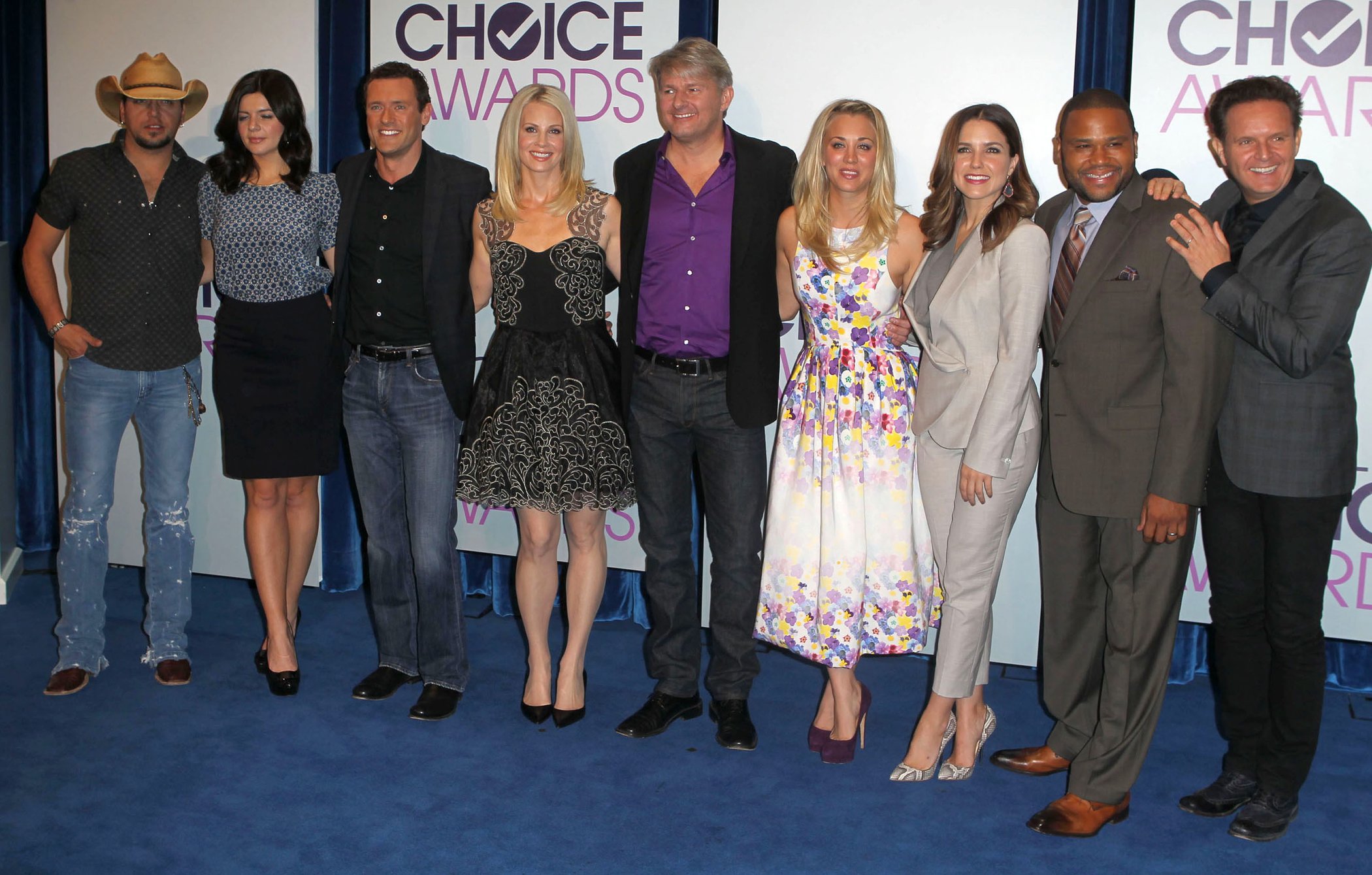 Kaley Cuoco People's Choice Awards 2013 Nomination Announcements (November 15, 2012) 