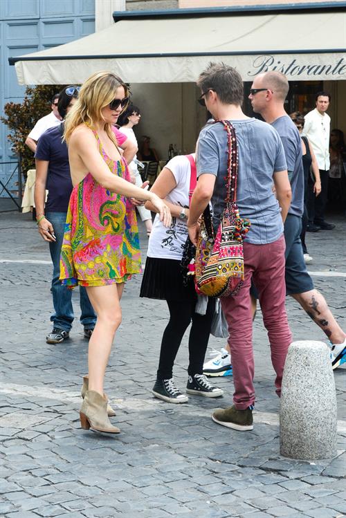 Kate Hudson Pictures Kate Hudson Sightseeing tour & lunch at Dal Bolognese, Rome, on June 7, 2013