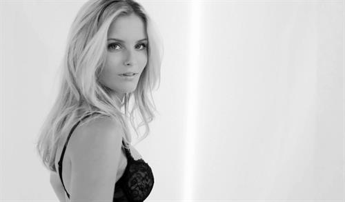 Petra Silander in lingerie