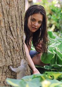 Katie Holmes Films  Mania Days  in Washington Square Park (May 21, 2013) 