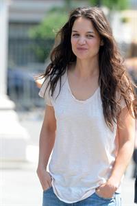 Katie Holmes Films  Mania Days  in Washington Square Park (May 21, 2013) 