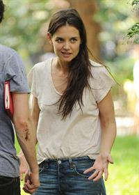 Katie Holmes Films  Mania Days  in Washington Square Park (May 21, 2013) 