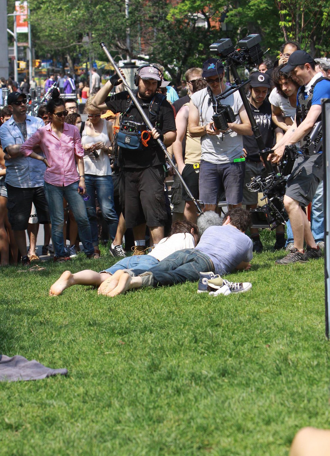 Katie Holmes Films  Mania Days  in Washington Square Park (May 21, 2013) 