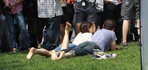 Katie Holmes Pictures Katie Holmes Films  Mania Days  in Washington Square Park (May 21, 2013)