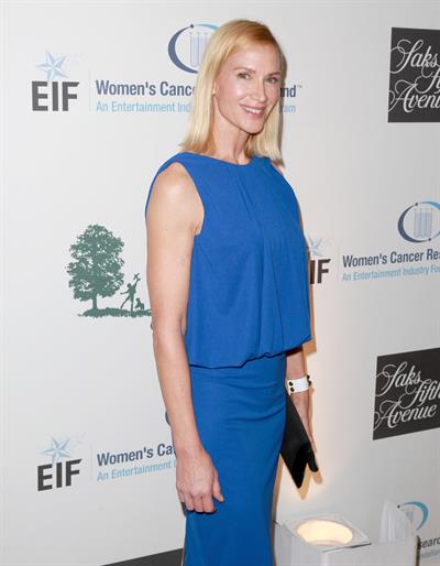 Kelly Lynch attends An Unforgettable Evening at Regent Beverly Wilshire Hotel on May 2, 2013