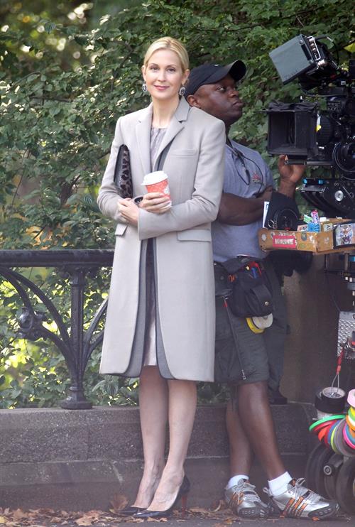 Kelly Rutherford - On the set of Gossip Girl in New York - September 10, 2012