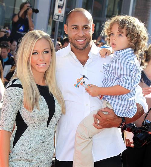 Kendra Wilkinson Pictures Kendra Wilkinson Planes Los Angeles Premiere -- Hollywood, Aug. 5, 2013