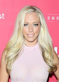 Kendra Wilkinson Us Weekly's Annual Hot Hollywood Style Issue Party - Hollywood, Apr. 18, 2013 